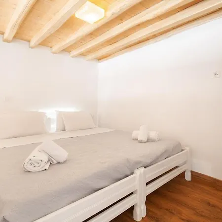 بيت للعطل Cove